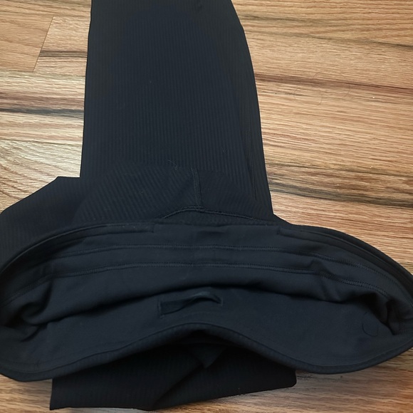 Lululemon Wunder Train High-Rise
Ribbed Tight 25" - Picture 5 of 6